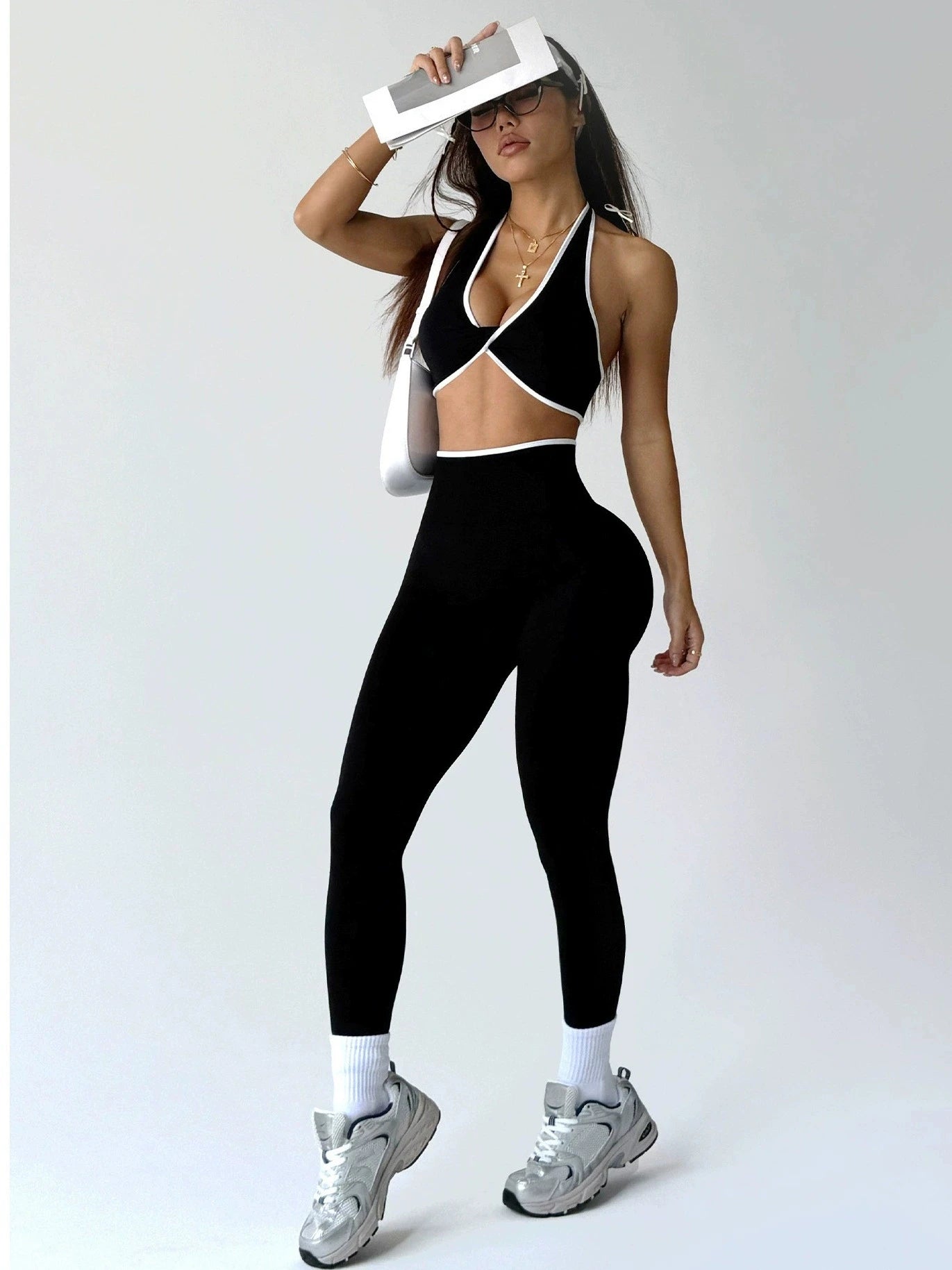 ActiveCore Essentials – Sleeveless Crop & Leggings