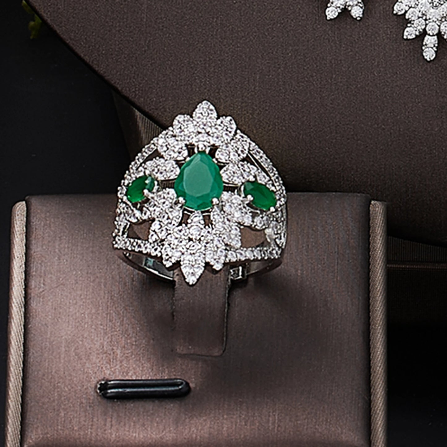 Deluxe Cubic Zirconia Set – Dubai Wedding 4-Piece
