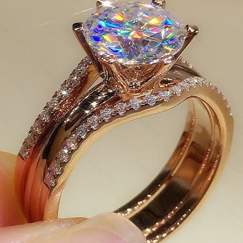 Round Gold Ring – Wedding & Engagement Jewelry Set