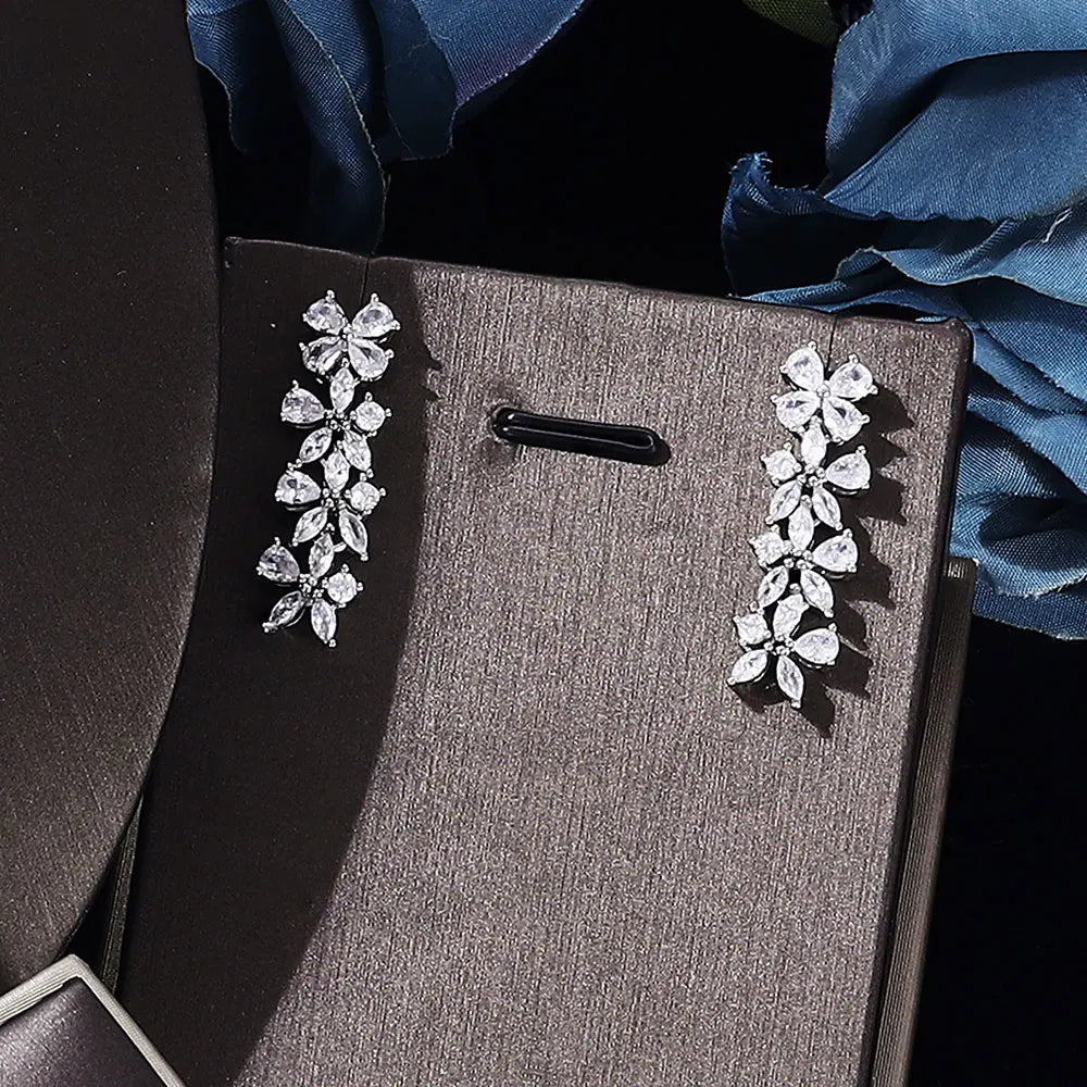 Dubai Bridal Crystal Set – 4-Piece Glamorous Shine