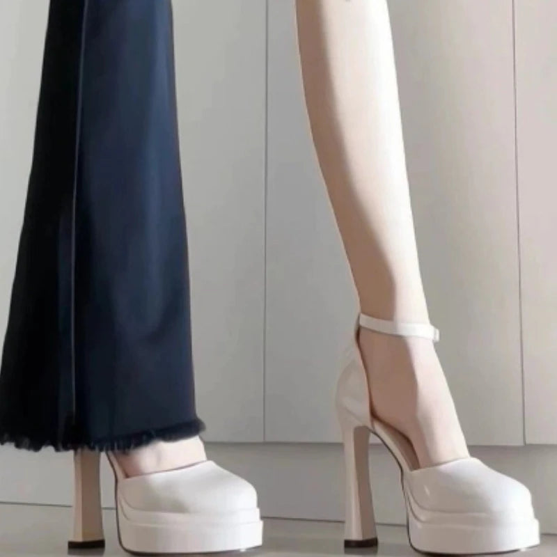 Viva | Waterproof Platform High Heels – 11cm White Patent Leather Buckle Sandals
