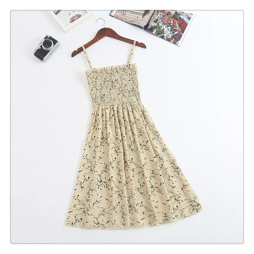 Elegant Contrasting Knit Maxi Dress — O-Neck, Short Sleeve, Metal Buttons