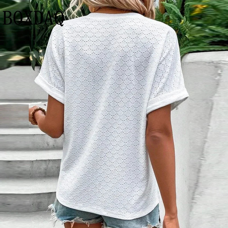 Relaxed Style – Short Sleeve Buttoned Tee