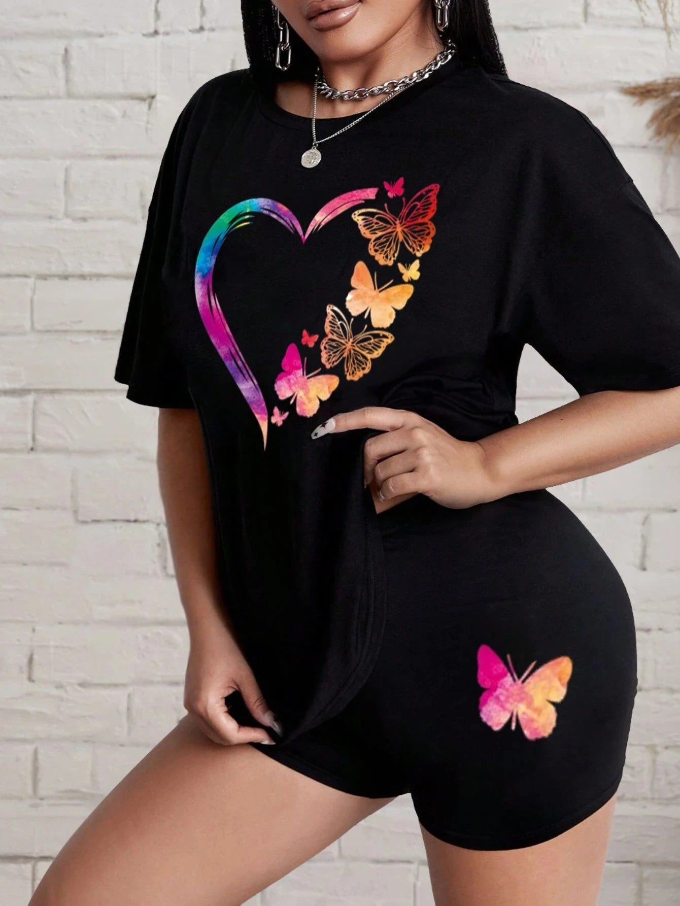 Butterfly Print T-shirt & Shorts Set – Comfortable Basic Two Piece