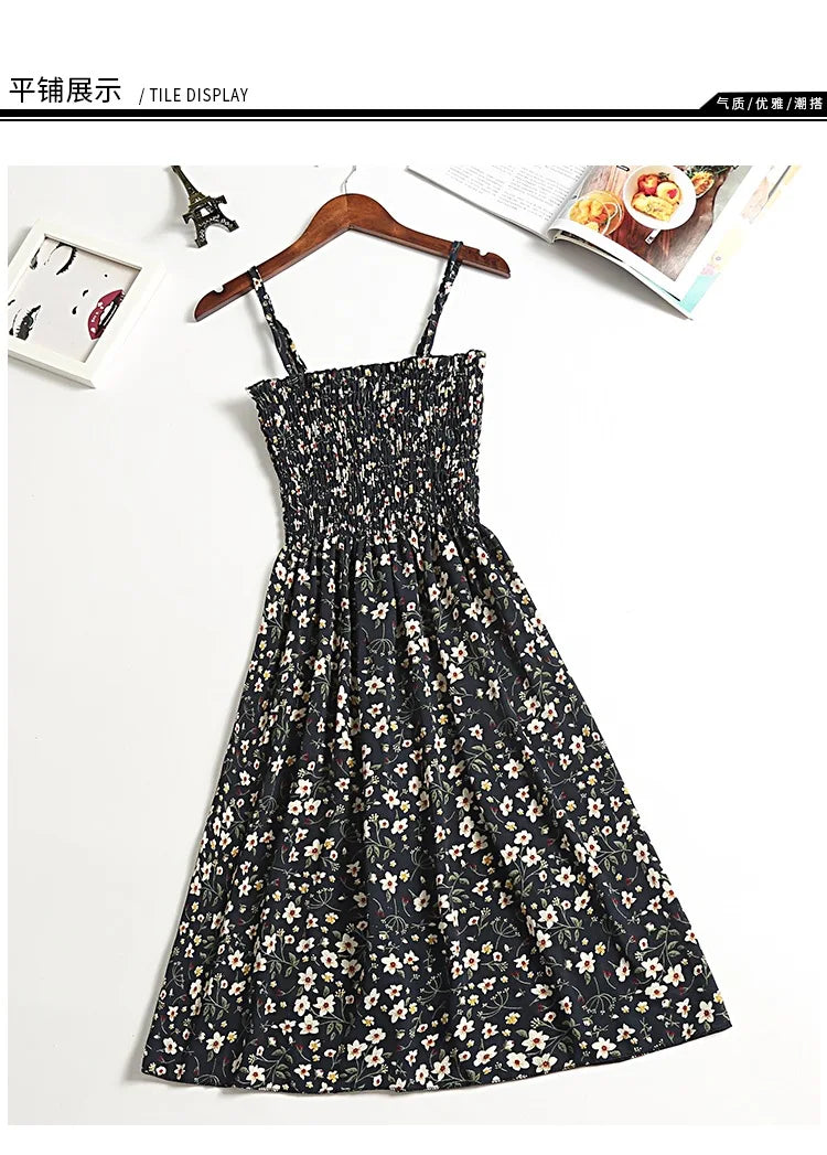 Elegant Contrasting Knit Maxi Dress — O-Neck, Short Sleeve, Metal Buttons