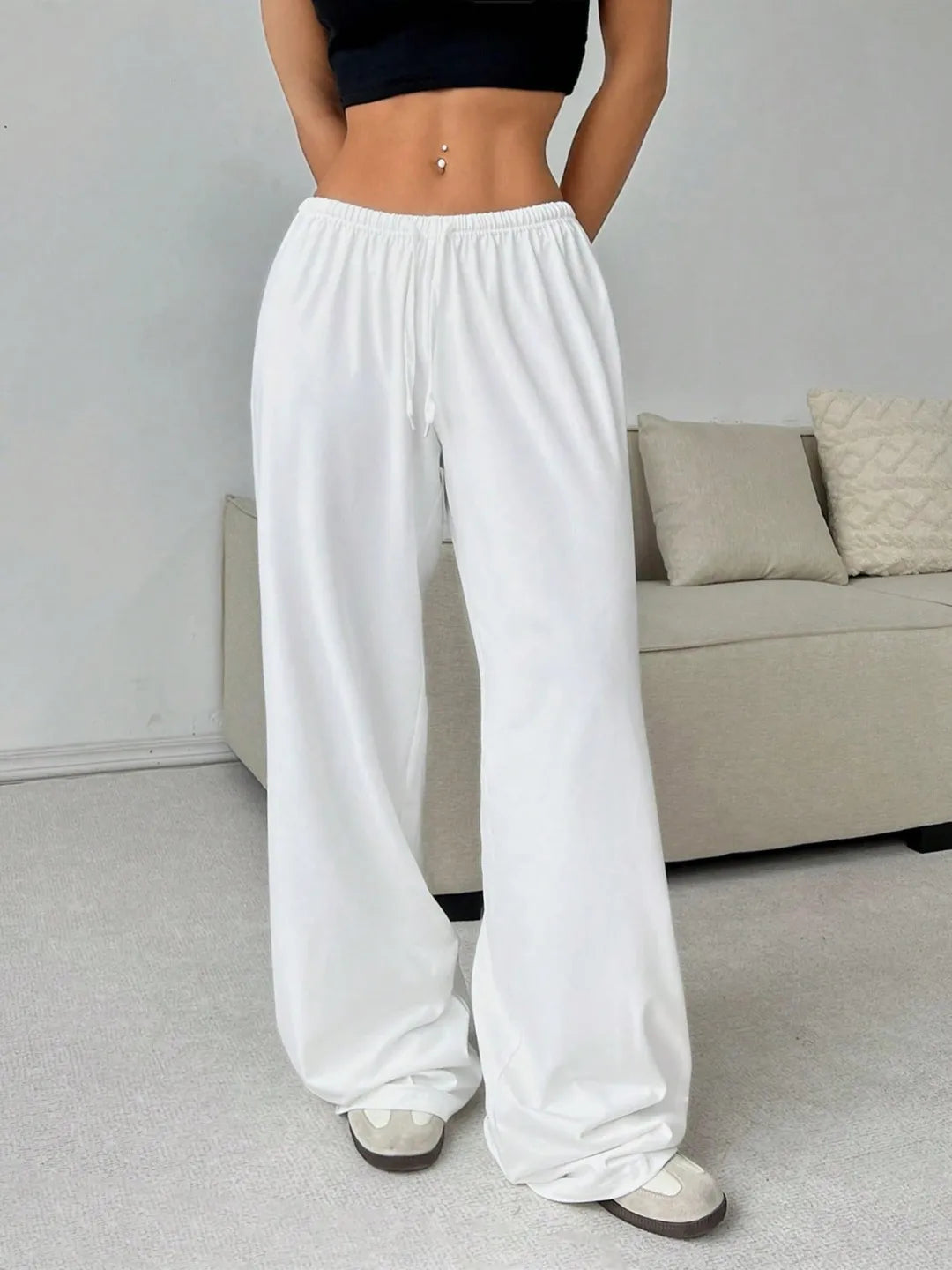 Black Wide-Leg Sweatpants — Baggy Drawstring Fit