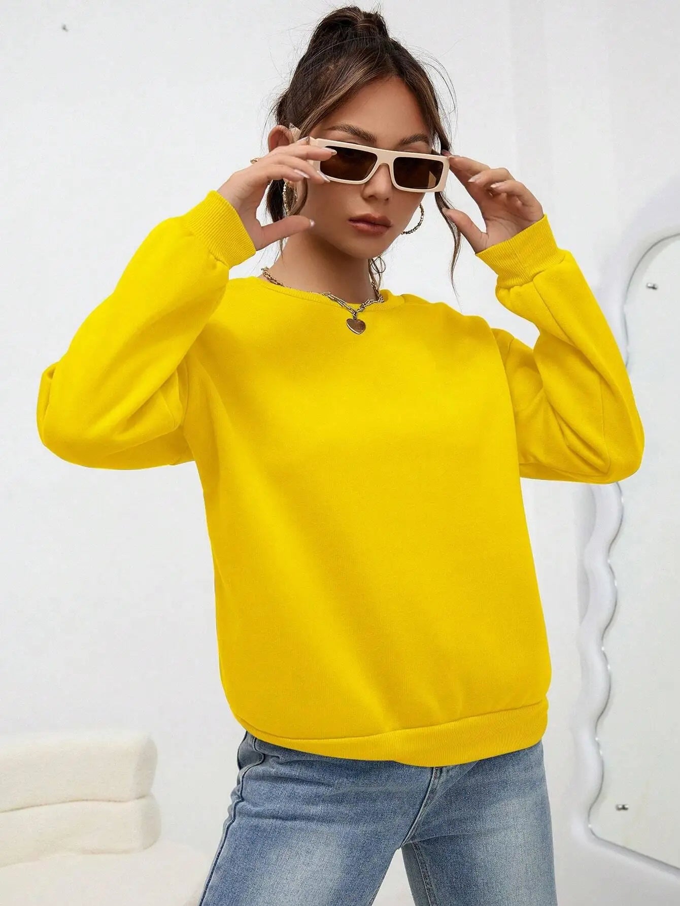 Colorful Crewneck Sweatshirt — Minimal Solid, Comfy Everyday Fit