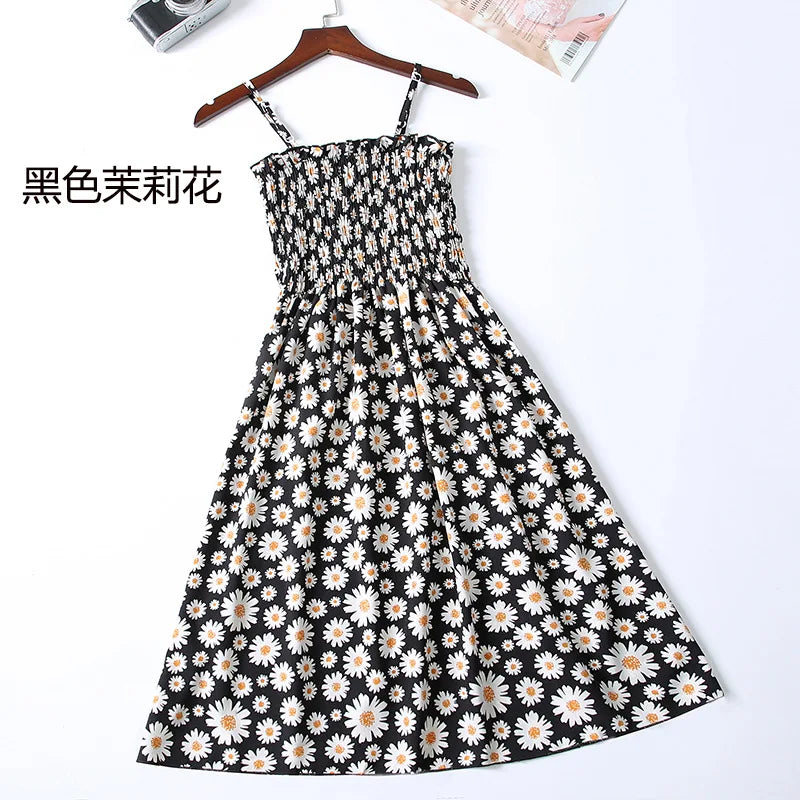 Elegant Contrasting Knit Maxi Dress — O-Neck, Short Sleeve, Metal Buttons