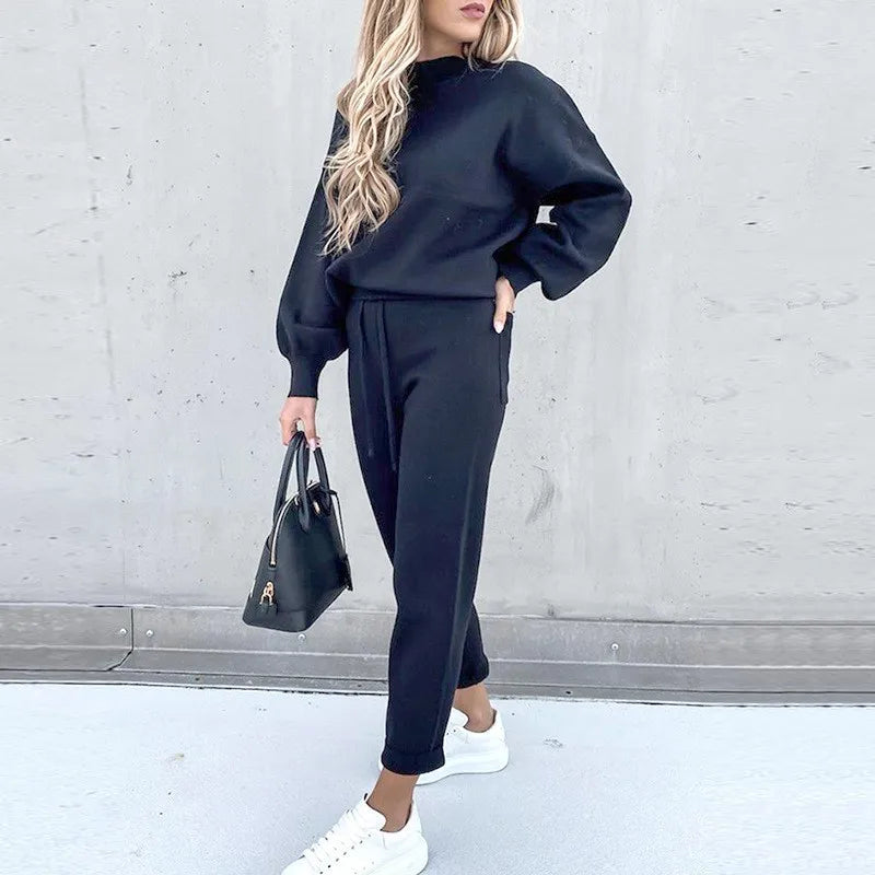 Sports Track Suit – Hooded Sweatshirt & Sweatpants Set