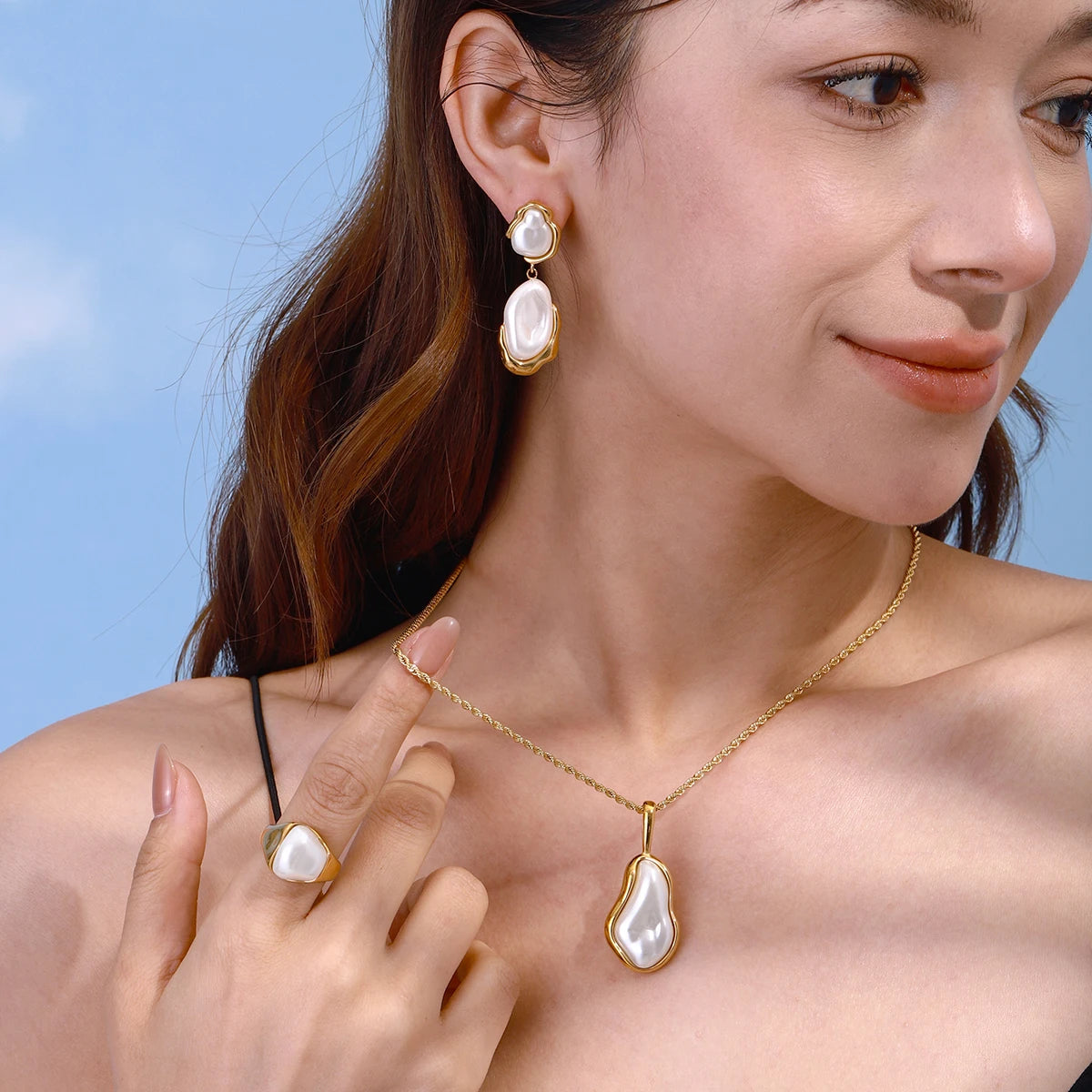 Shell Pearl Jewelry Set – Gold-Plated Trio