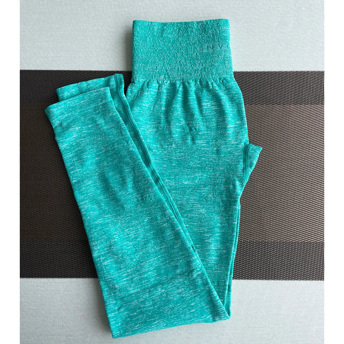 LiftLeg Digital Pants – Seamless Bubble Fit