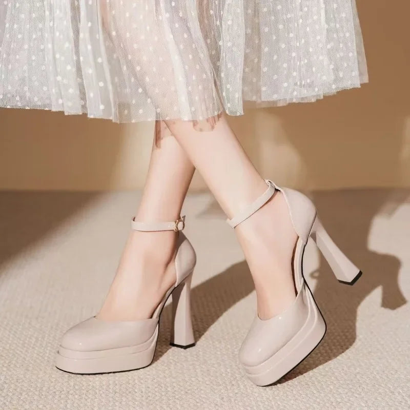 Viva | Waterproof Platform High Heels – 11cm White Patent Leather Buckle Sandals