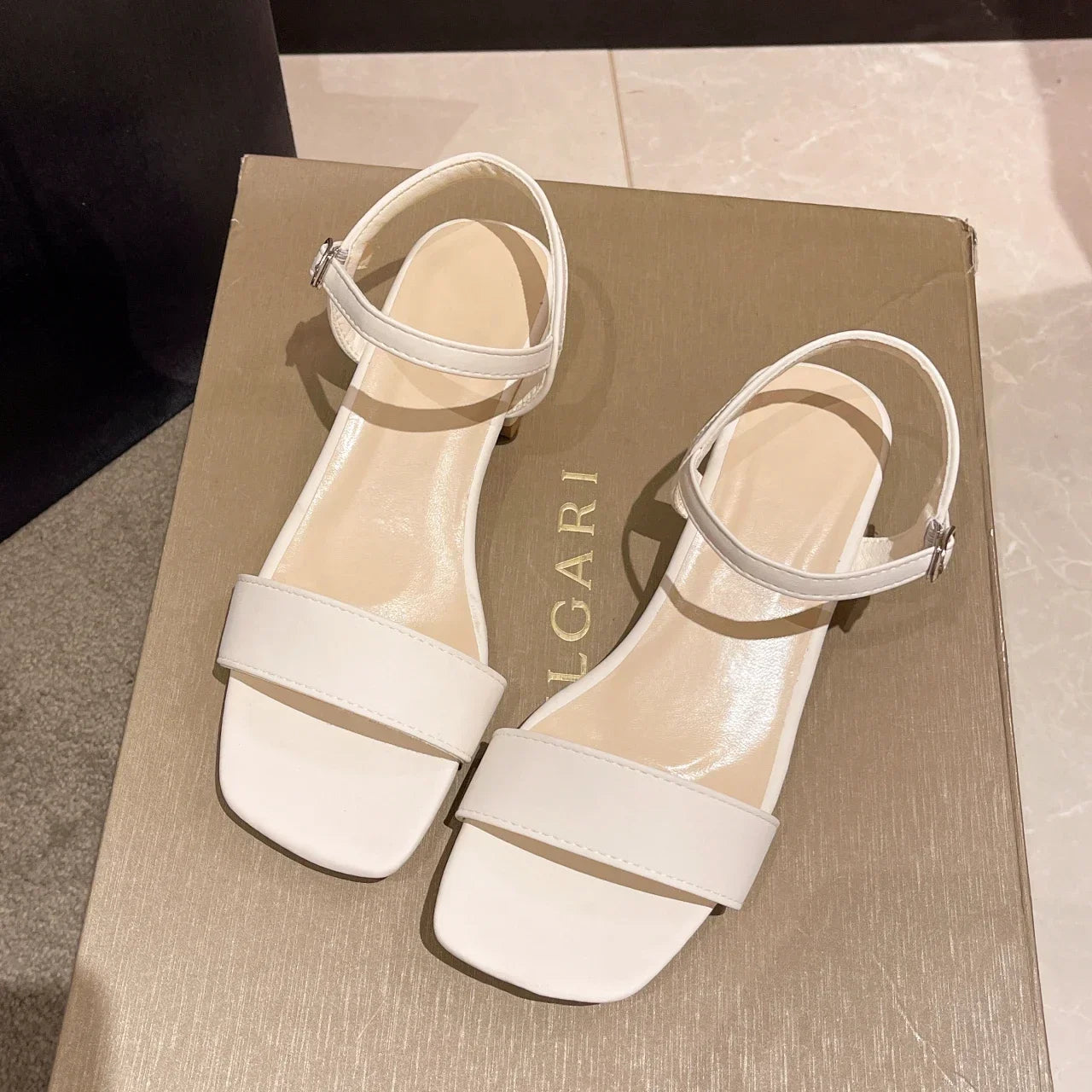 FairyBuckle Sandals | Women’s Thick Heels – Elegant, Trendy, Summer-Ready