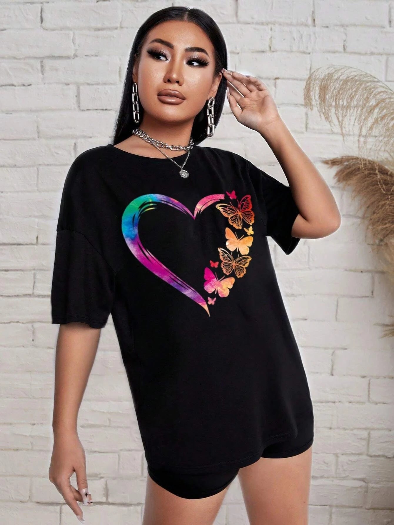 Butterfly Print T-shirt & Shorts Set – Comfortable Basic Two Piece