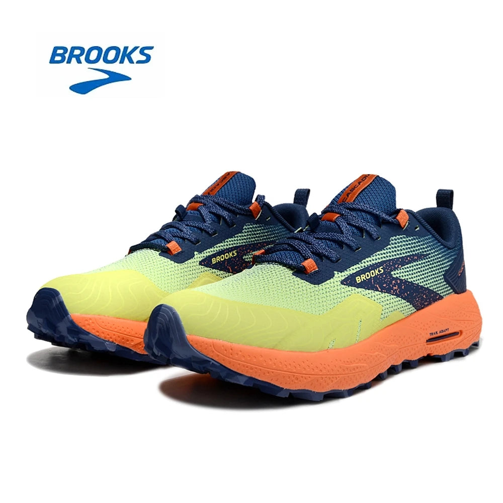 Cascadia 17 Trail Running Sneakers — Long Distance, Stretch Marathon Shoes