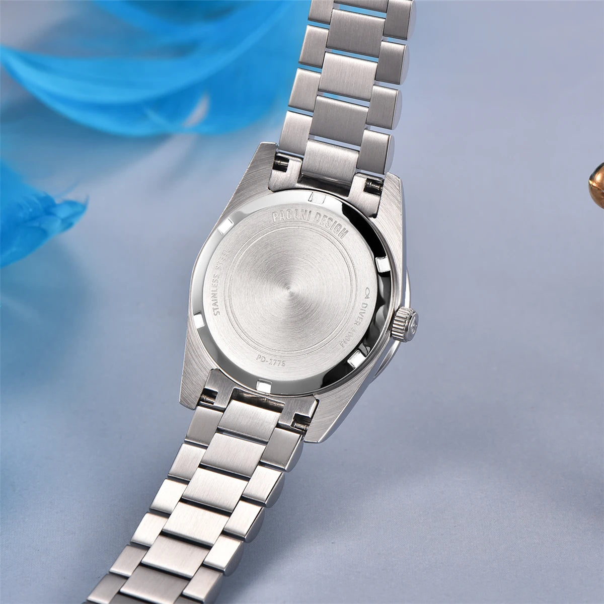 Sapphire Glass Luxury Watch – Waterproof & Elegant