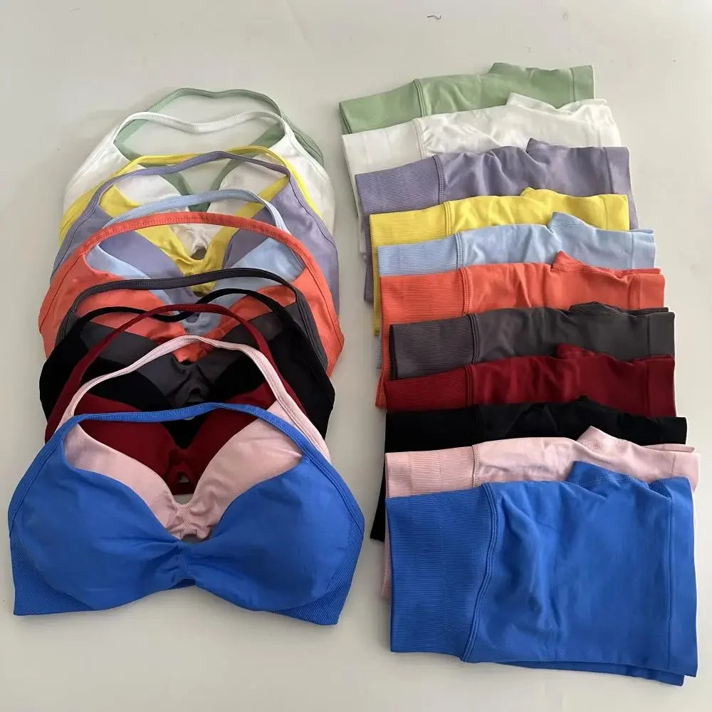 StrappyCore Seamless Set – High Waist Shorts + Bra