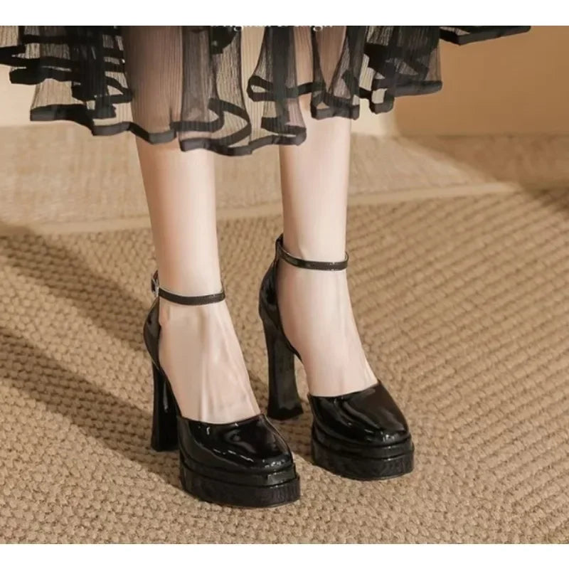 Viva | Waterproof Platform High Heels – 11cm White Patent Leather Buckle Sandals