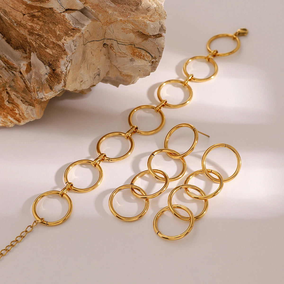 Circle Charm Jewelry Set – 18K Waterproof Style