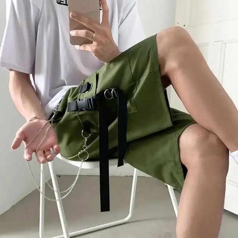 Gothic High Street Cargo Shorts – Black