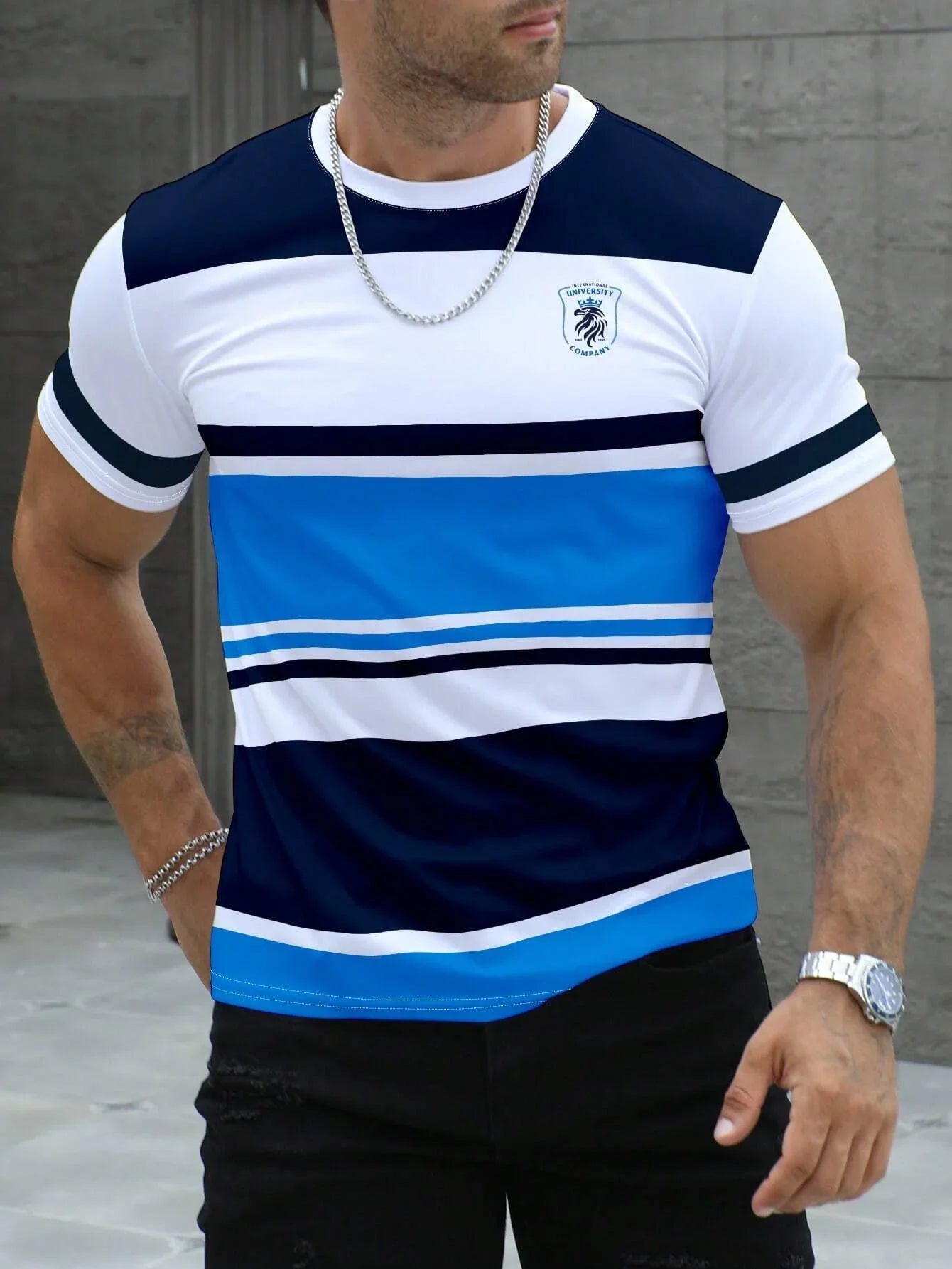 Striped Quick-Dry Tee – Breathable Comfort