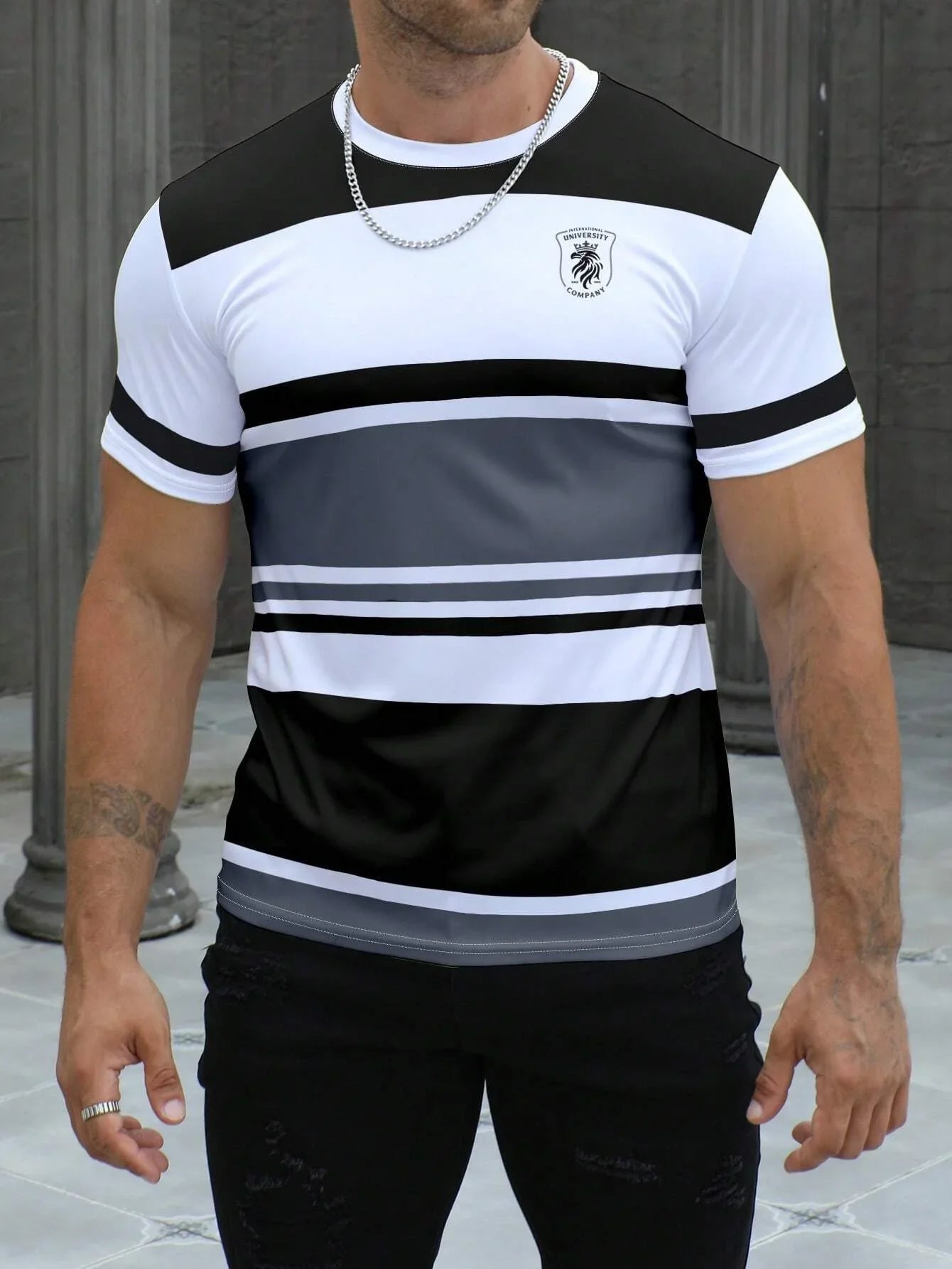 Striped Quick-Dry Tee – Breathable Comfort
