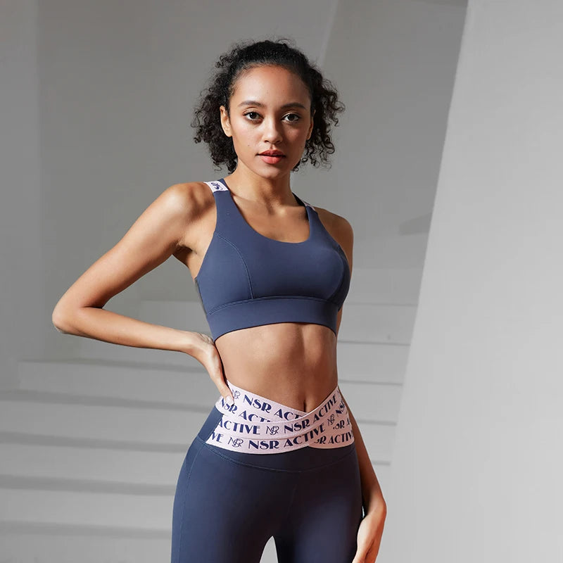 Supportive Cross-Back Sports Bra — Push-Up Fit with Removable Pads