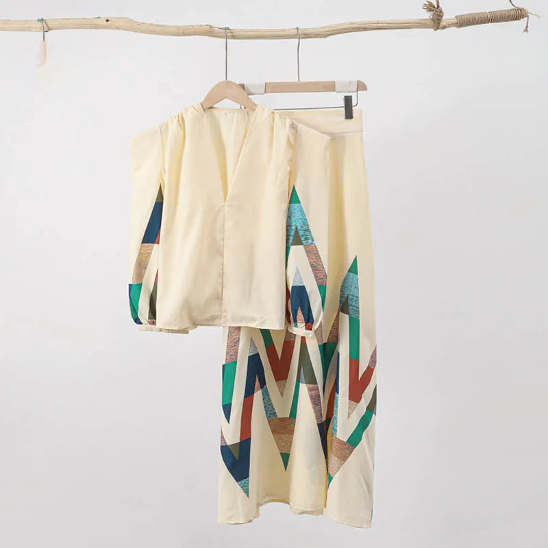 Print V-Neck Top & Pleated Skirt