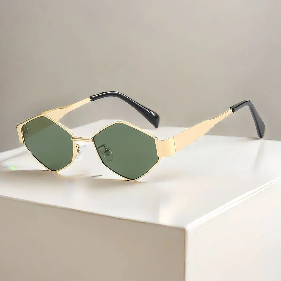 CatView Muse | Designer Cat Eye Shades – UV400 Big Frame Drama