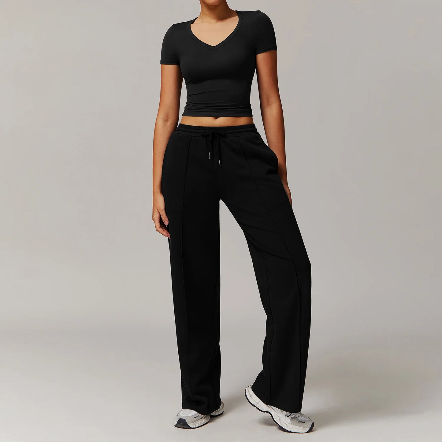 AirForm Lounge Set – Long Sleeve Top & Sweatpants