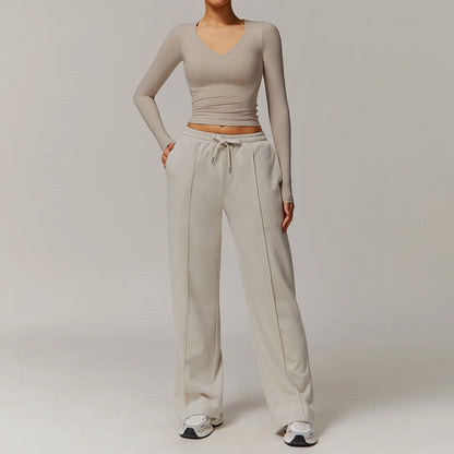 AirForm Lounge Set – Long Sleeve Top & Sweatpants