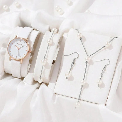 Waterproof Elegant Bracelet Watch – Stylish & Durable