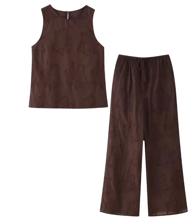 Embroidered Retro Set – Lace-up Vest & Summer Trousers
