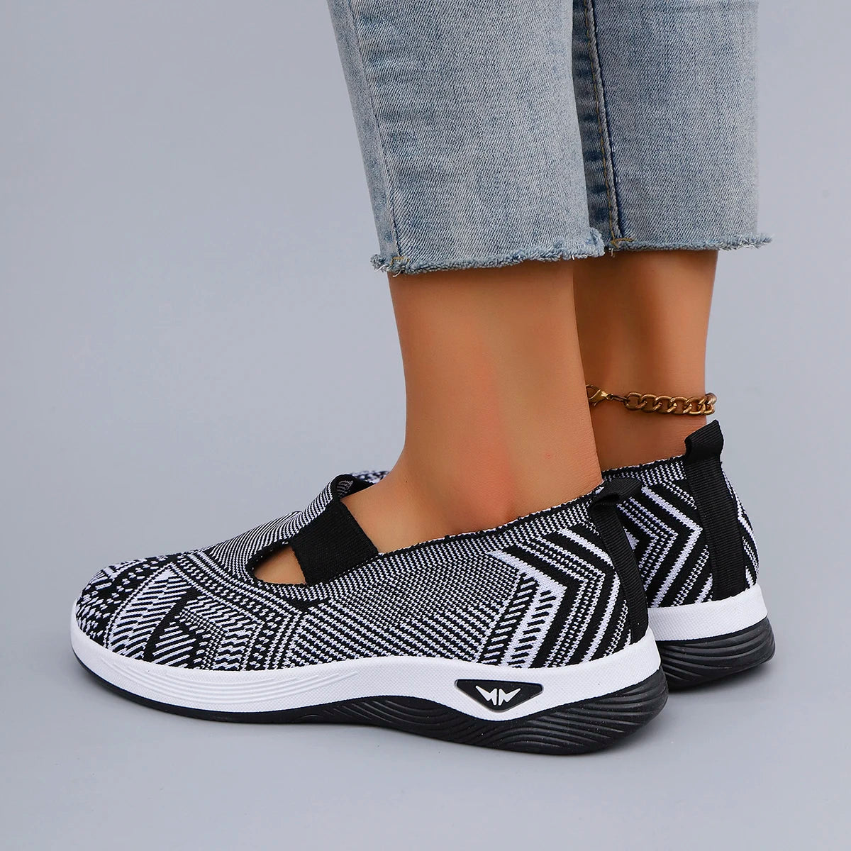 CoyClean Breeze | Women’s Summer Mesh Flats – Breathable, Casual Sneakers with Free Shipping