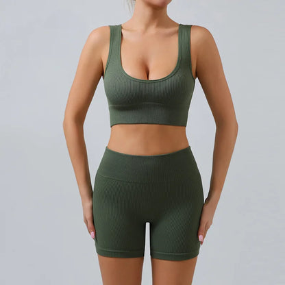 RibMotion Crop Set – Tank Top & High Waist Shorts