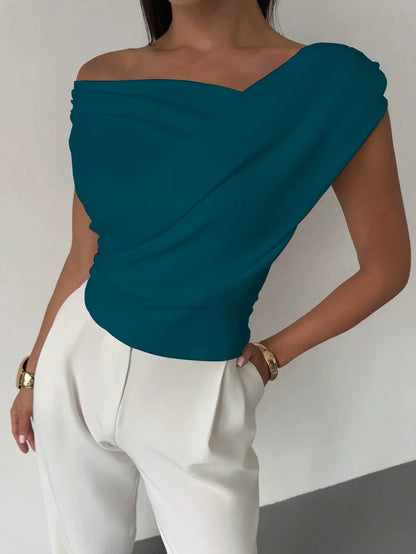 Minimalist Edge – Sleeveless Casual Tee for Women