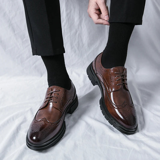 Brogue Casual Oxfords — Elegant, Breathable & All-Day Comfortable