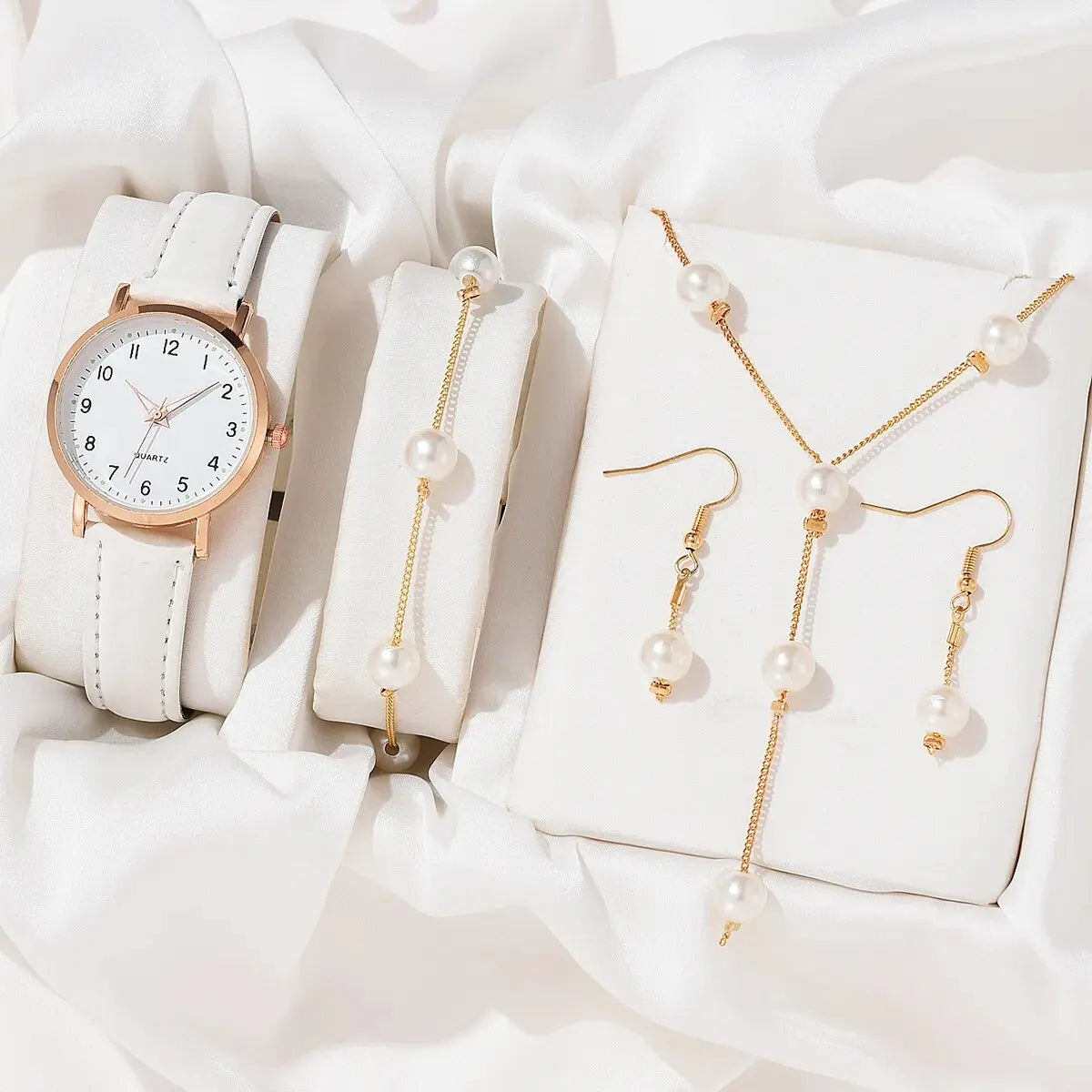 Waterproof Elegant Bracelet Watch – Stylish & Durable