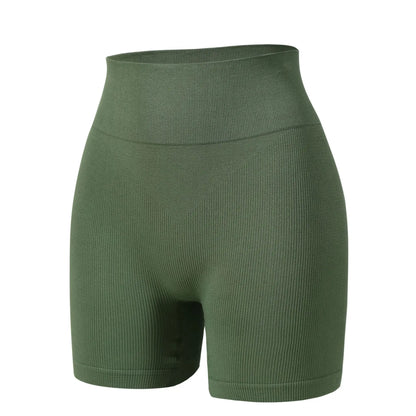 RibMotion Crop Set – Tank Top & High Waist Shorts
