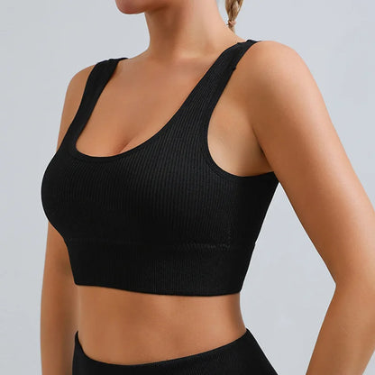 RibMotion Crop Set – Tank Top & High Waist Shorts