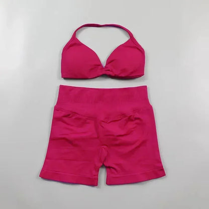 StrappyCore Seamless Set – High Waist Shorts + Bra
