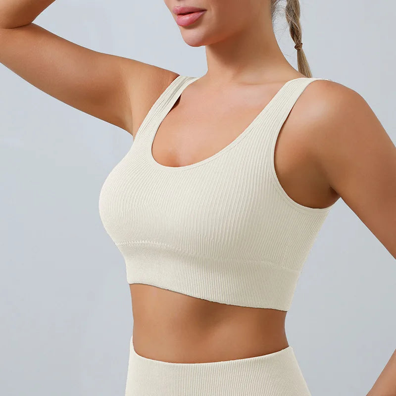 RibMotion Crop Set – Tank Top & High Waist Shorts