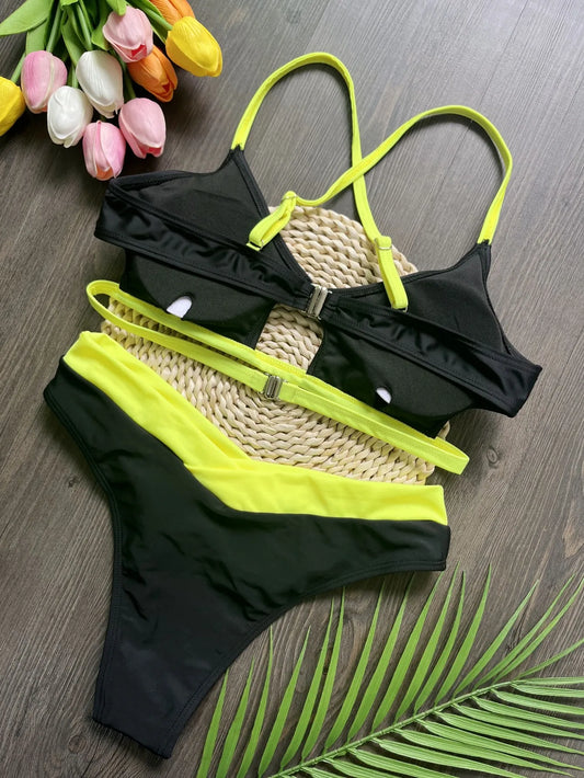 Two-Piece Spliced Bikini – Solid Triangle Design